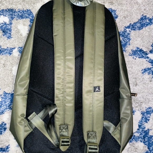 Nike Air Jordan Backpack Olive Green Boy's - Picture 3 of 8